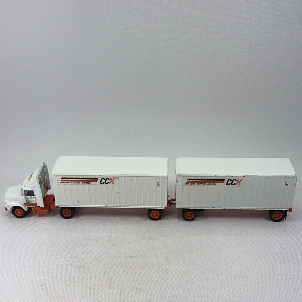 Tonkin - CCX Con-Way Central Express Semi Tractor Double Trailer 1:53 Diecast